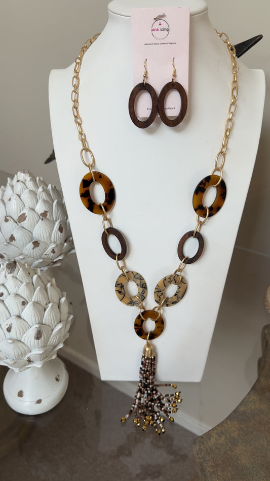 The Charming Necklace Set