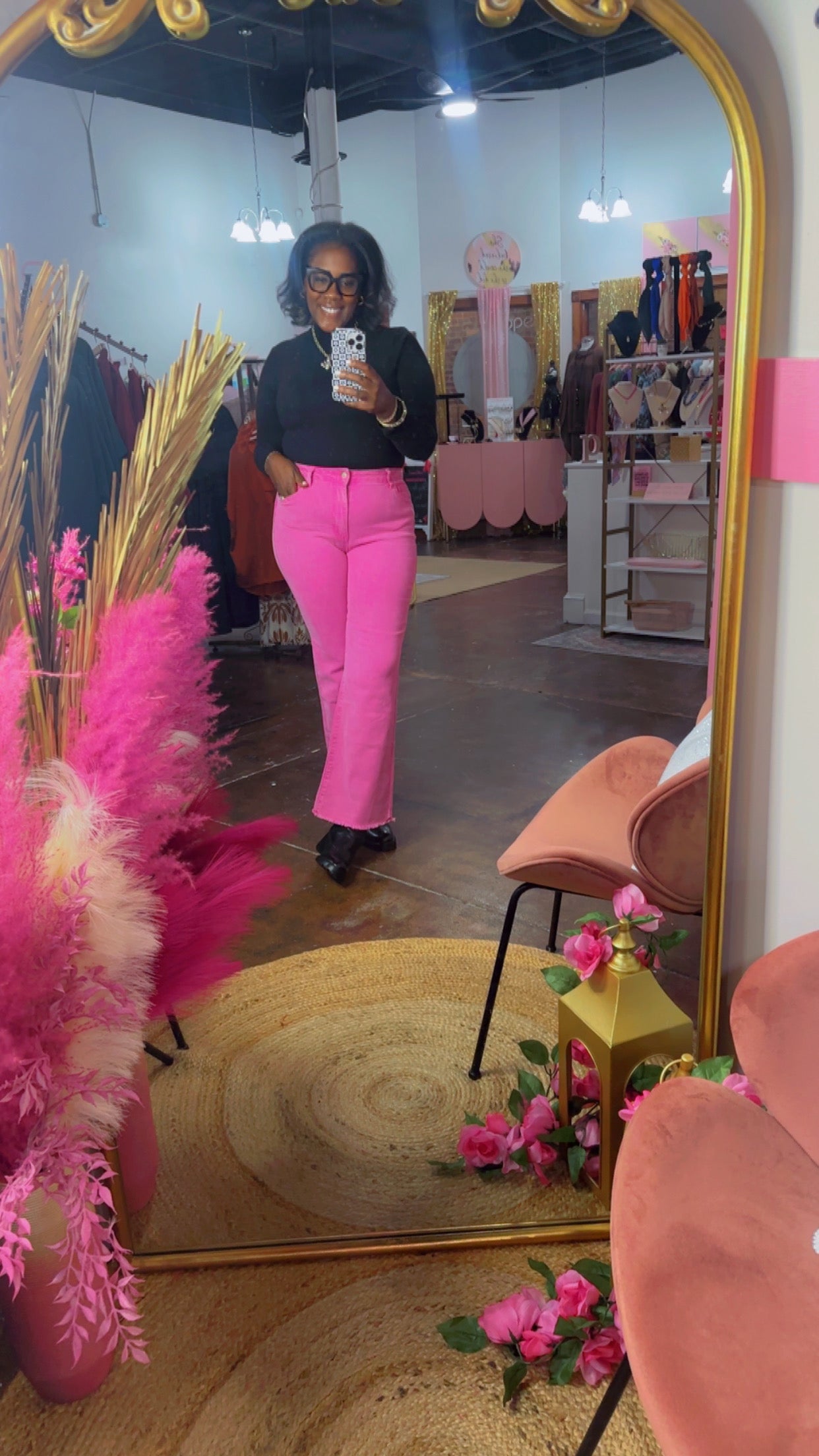 The Frayed Hem Jeans| Hot Pink