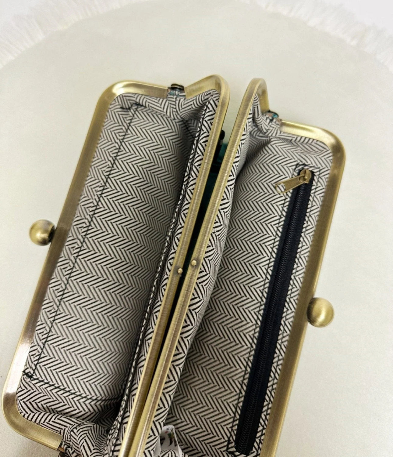 The Karen Kiss Lock Clutch