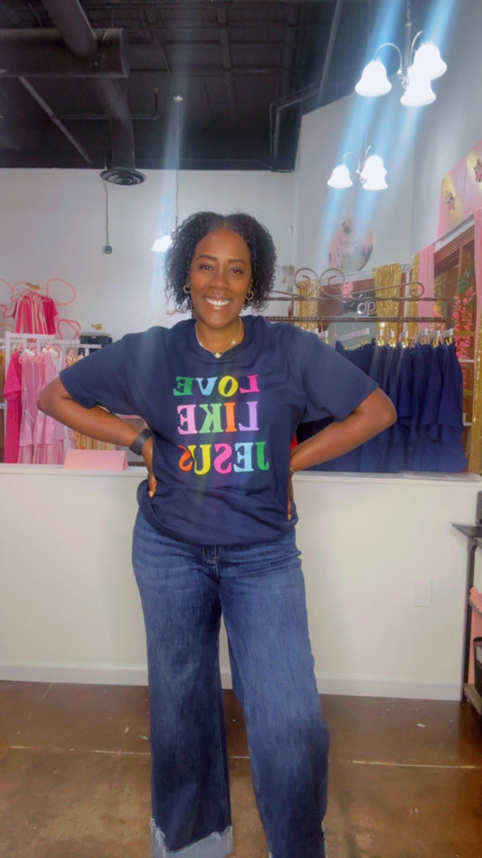 The “Love Like Jesus” tee