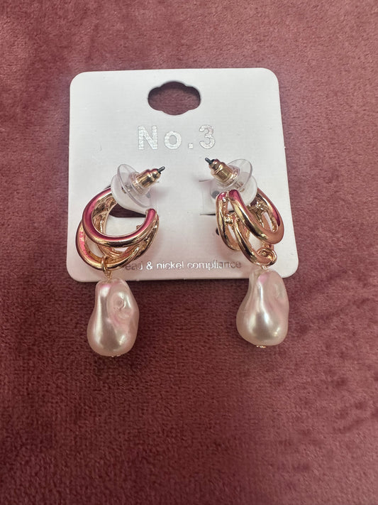 The Dream Pearl Earrings