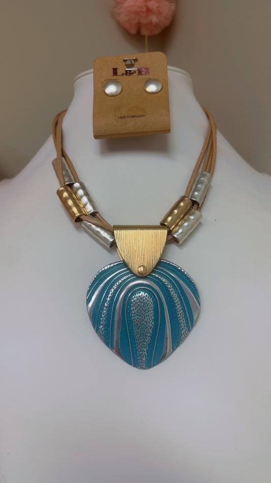 The Tribal Drop Necklace