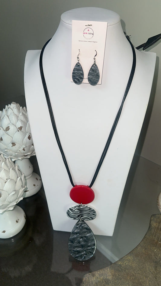 The Princess Necklace Set