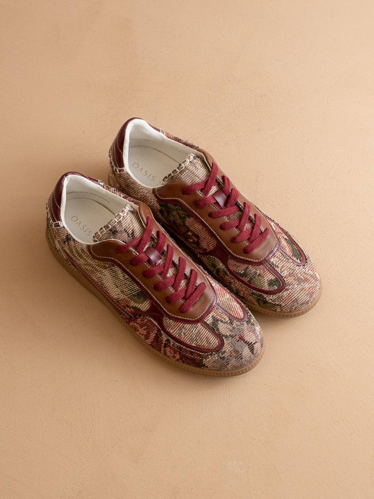The Dalia | Mauve Tapestry Lace Up Fall Sneaker: MAUVE TAPESTRY /