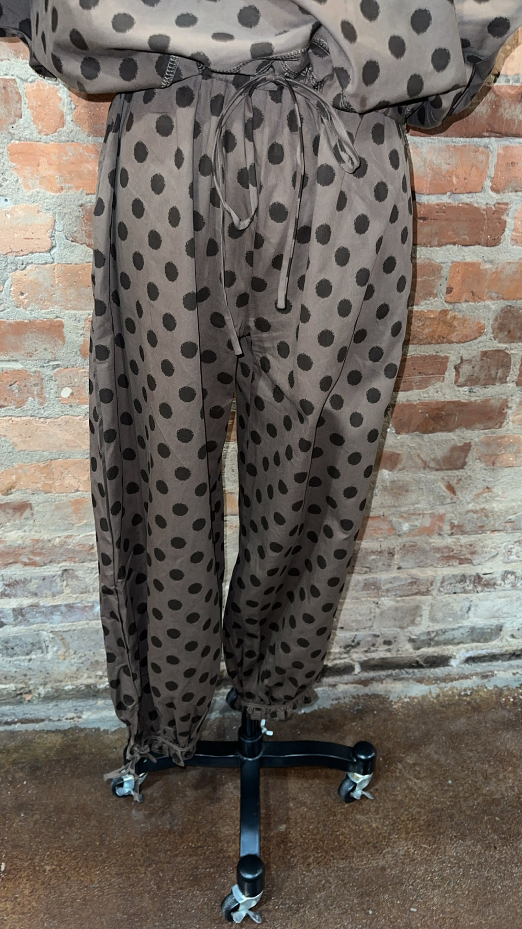 The Mocha Dots Top