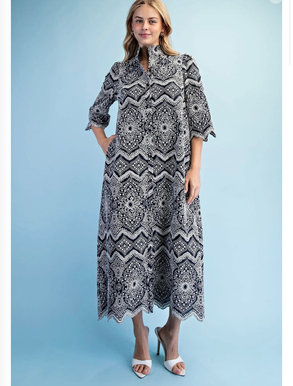 The Embroidered Dress (Navy)