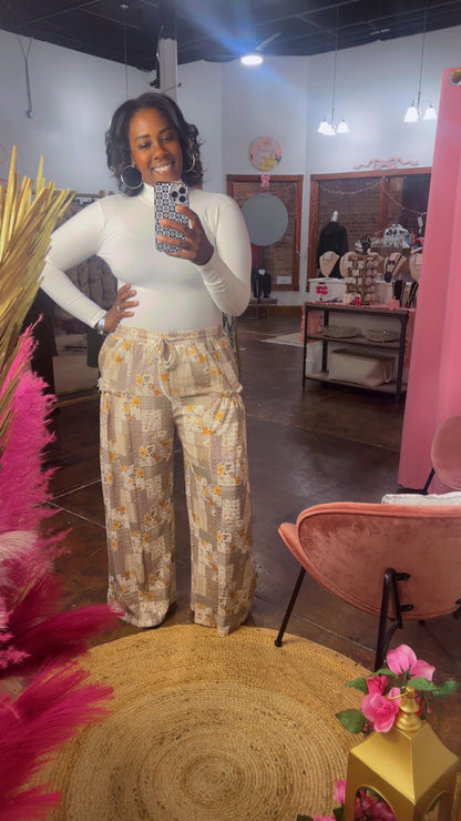 The Autumn Patchwork Textured Pants (Brown)