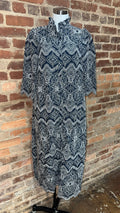 The Embroidered Dress (Navy)
