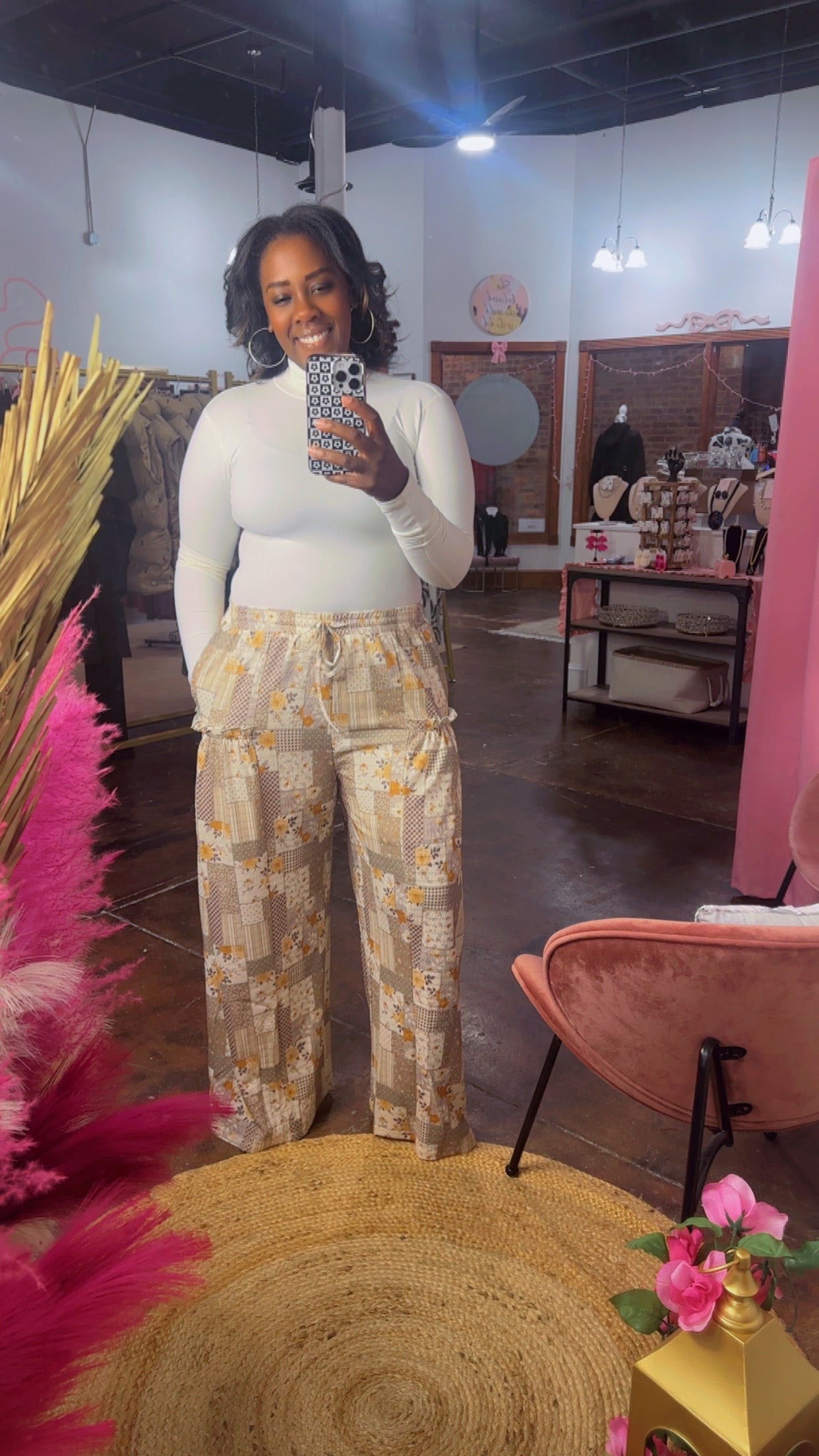 The Autumn Patchwork Textured Pants (Brown)