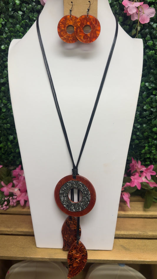 The Business Necklace Set