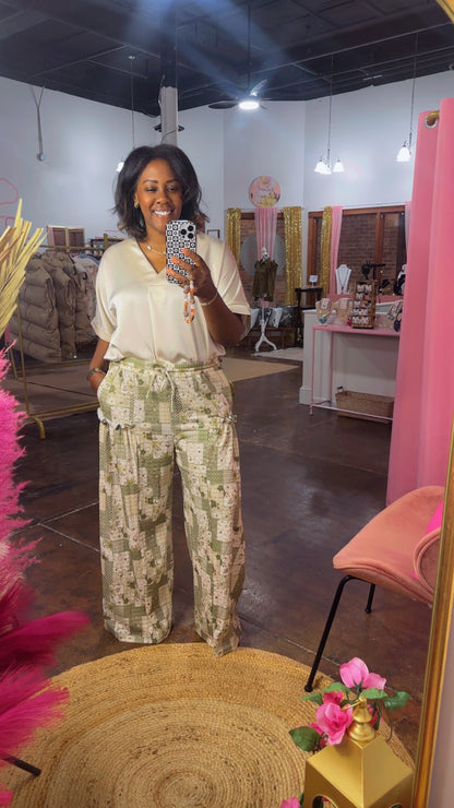 The Autumn Patchwork Textured Pants (Green)