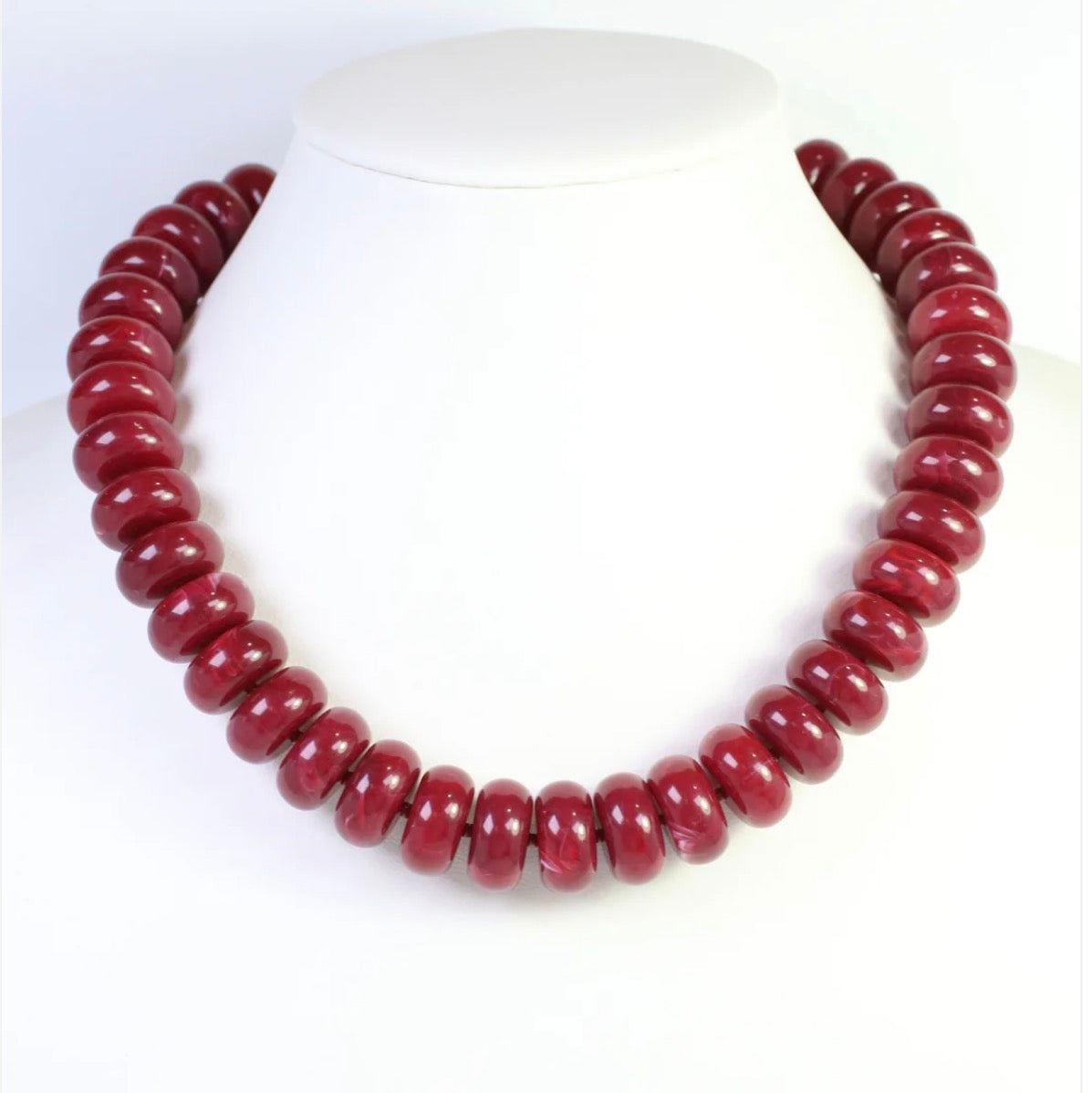 The Pipestone Marble Beaded Necklace -Burgundy