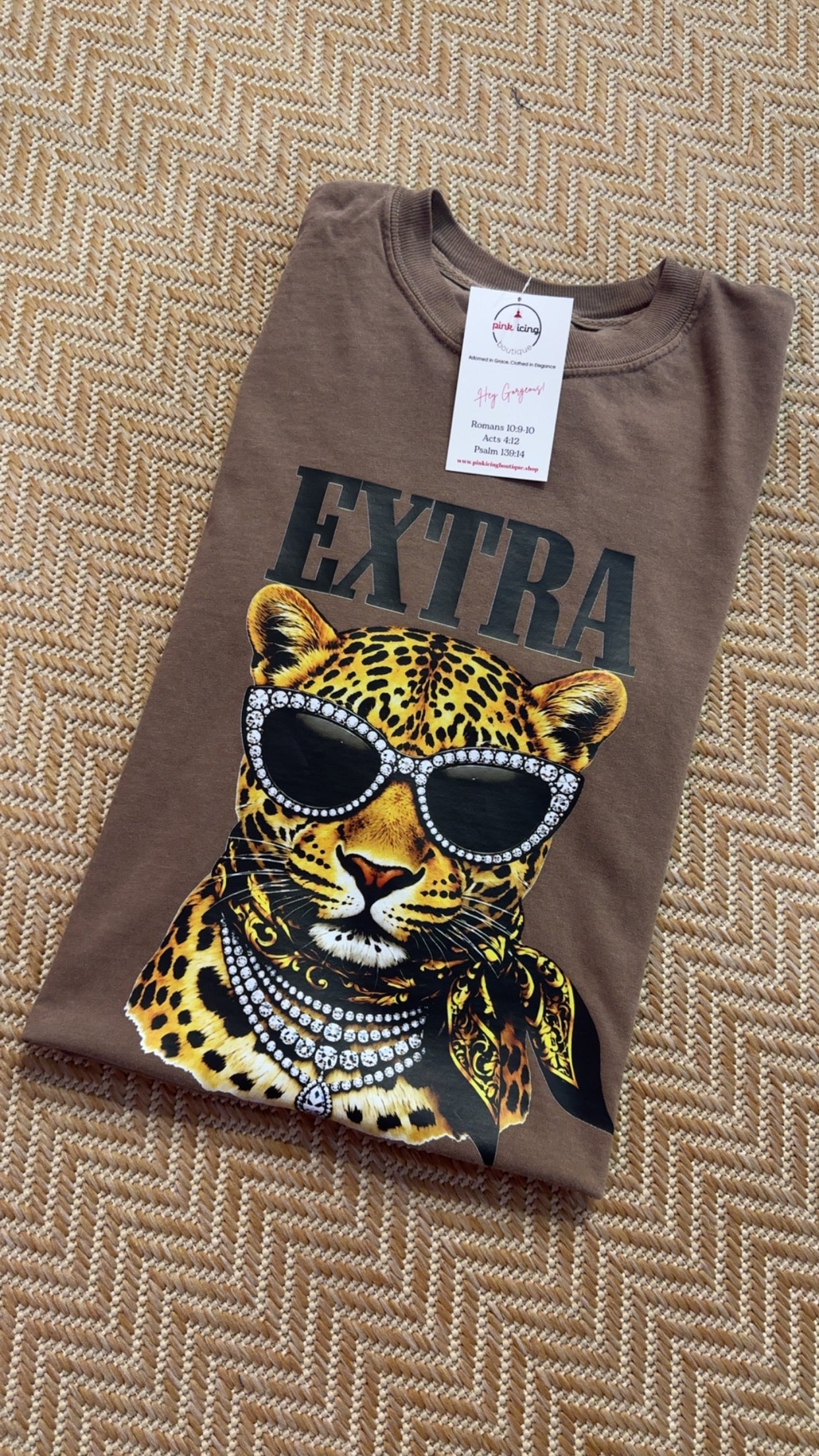 The EXTRA Tee