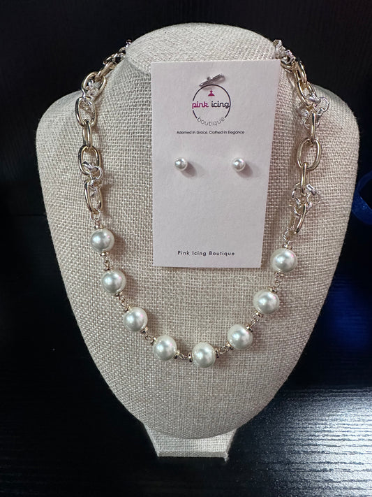 The Finest Necklace Set