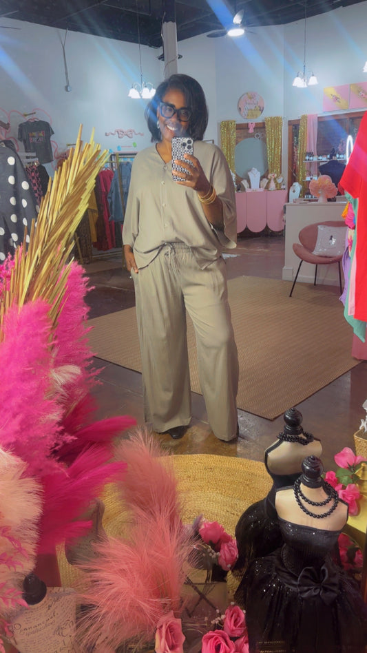 The Coastal Comfort Linen Set